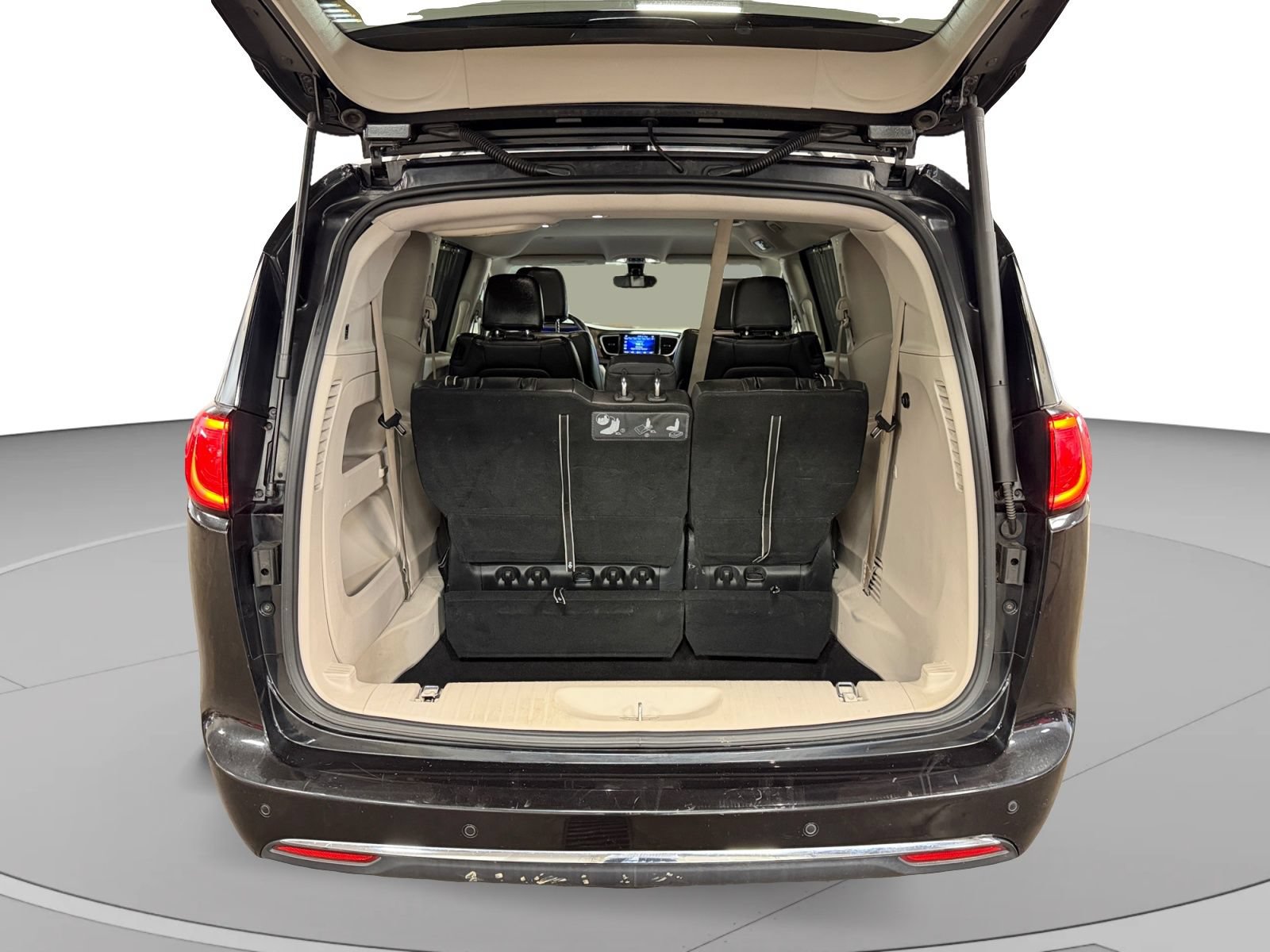 Used 2017 Chrysler Pacifica Touring-L FWD image 25