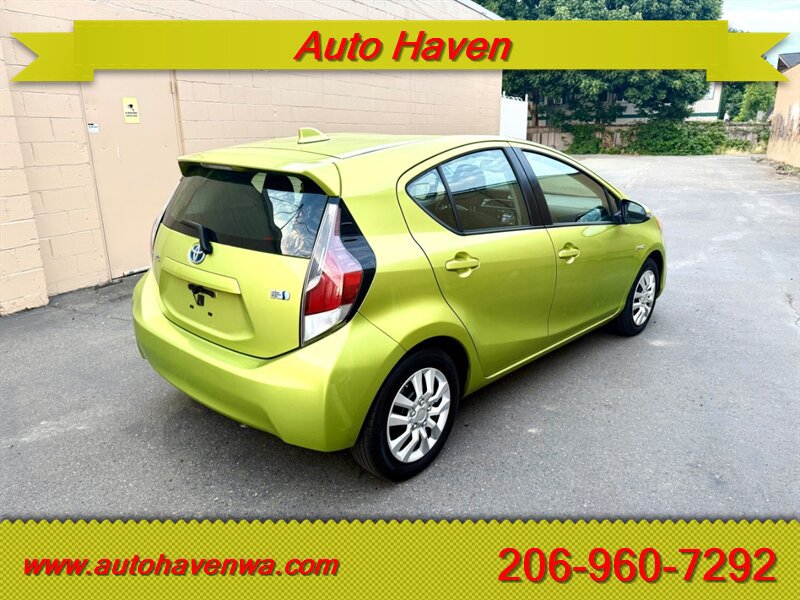 Used 2016 Toyota Prius C Two FWD image 5
