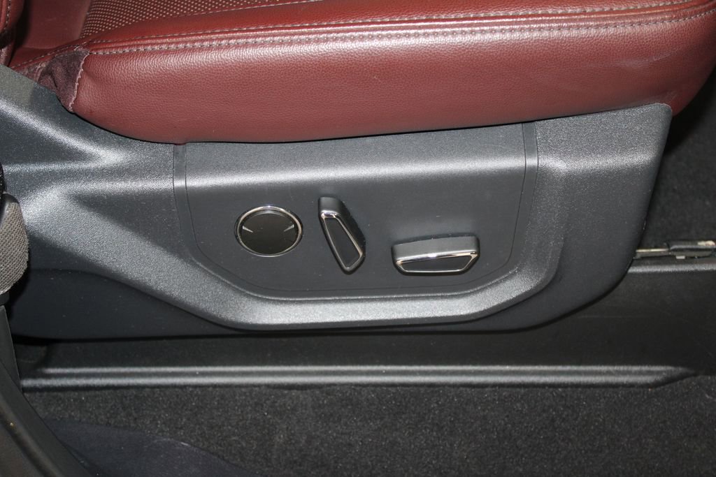 Used 2024 Ford Expedition Limited image 33