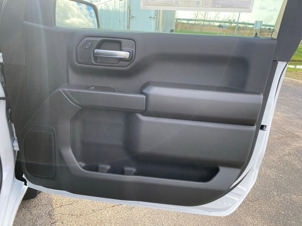 New 2026 Chevrolet Silverado 1500 W/T image 18