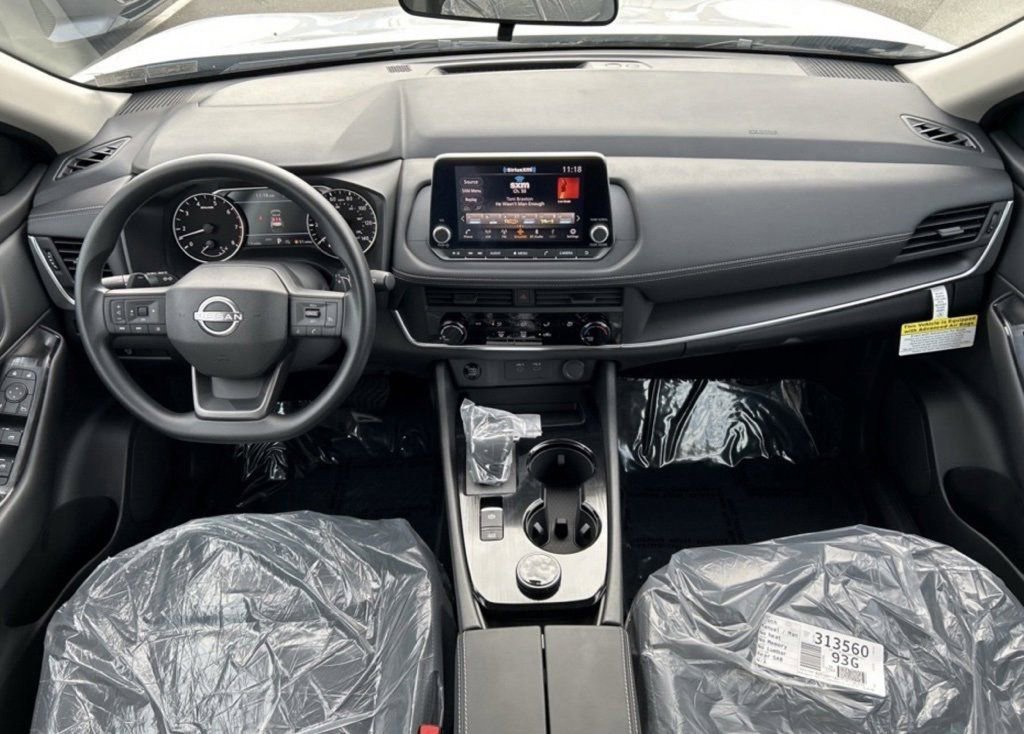 Certified 2025 Nissan Rogue S image 24