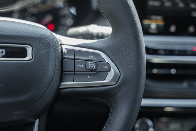 New 2026 Jeep Compass Latitude AWD/4WD image 34