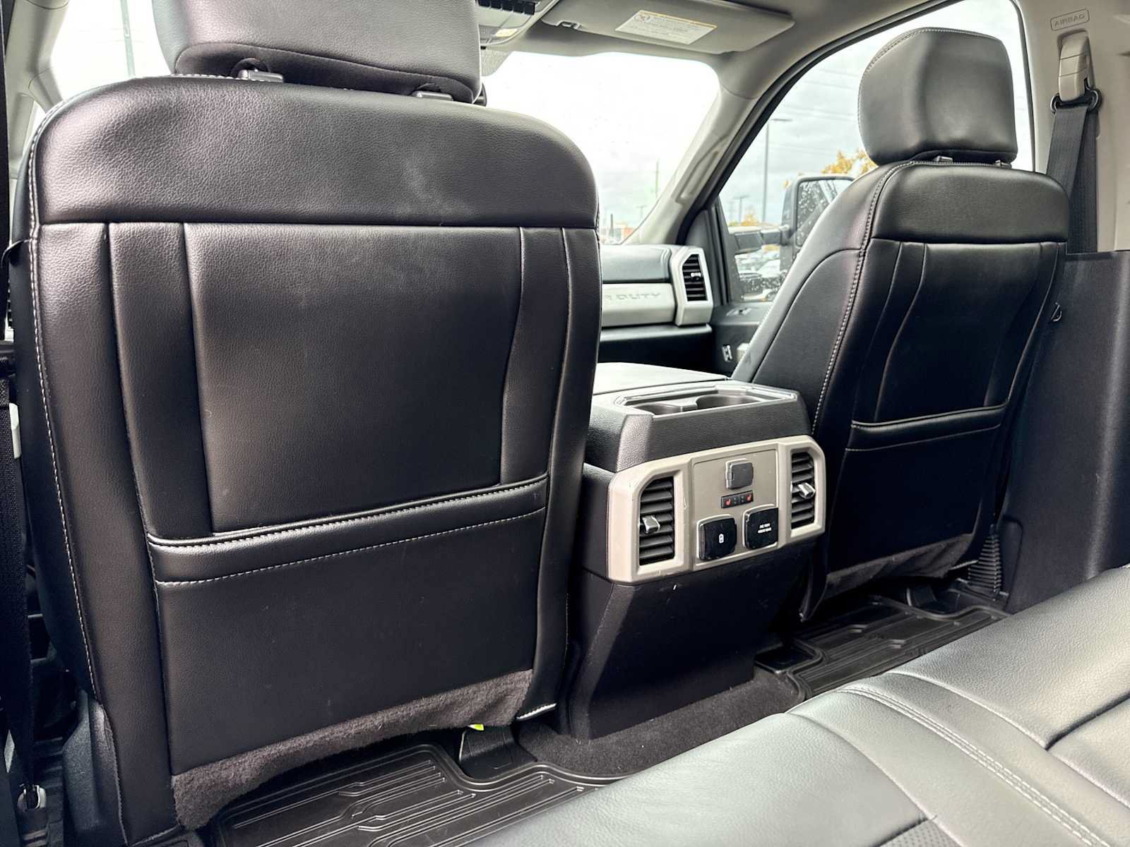 Used 2020 Ford F250 Lariat w/ Tremor Off-Road Package AWD/4WD image 18