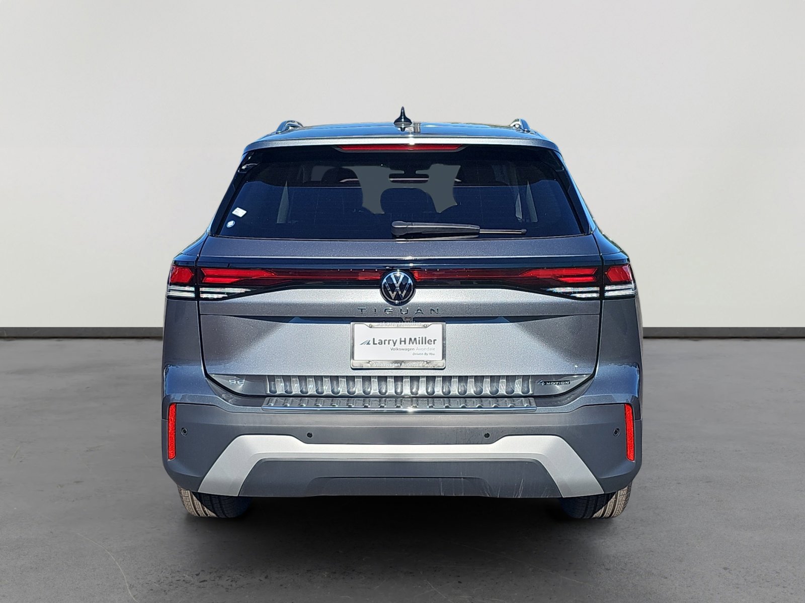 New 2026 Volkswagen Tiguan SE image 4