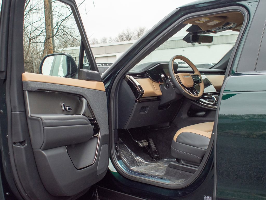 New 2026 Land Rover Range Rover Sport Dynamic SE image 10