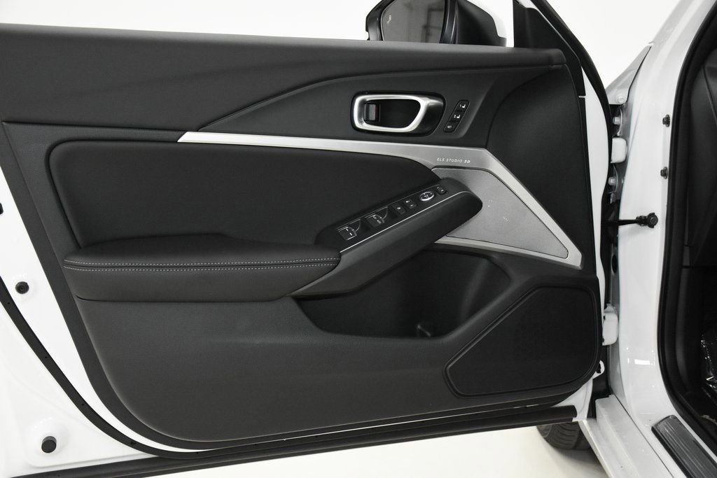 Used 2025 Acura Integra A-Spec image 8