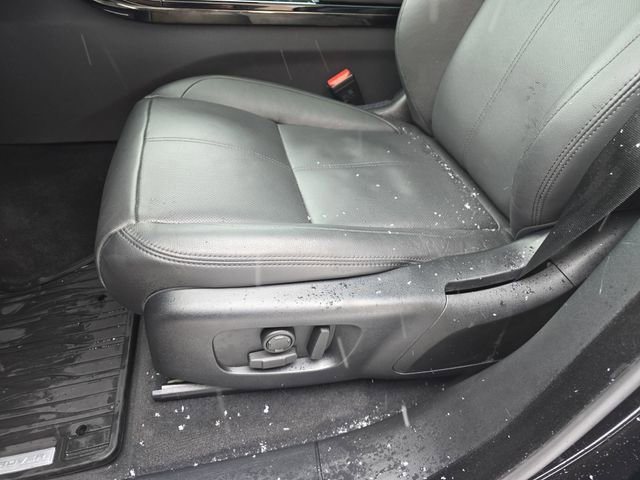 Used 2025 Land Rover Range Rover Velar S image 29