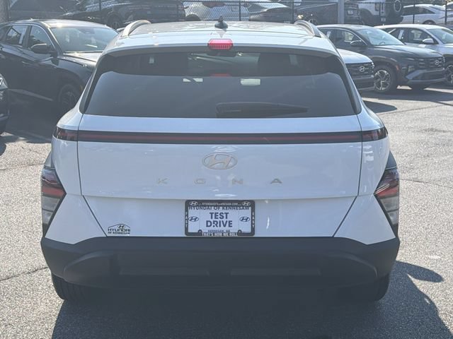 Certified 2025 Hyundai Kona SEL FWD image 12