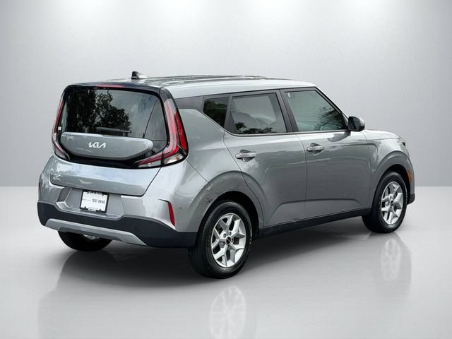 Certified 2023 Kia Soul LX w/ Option Group 015 FWD image 9