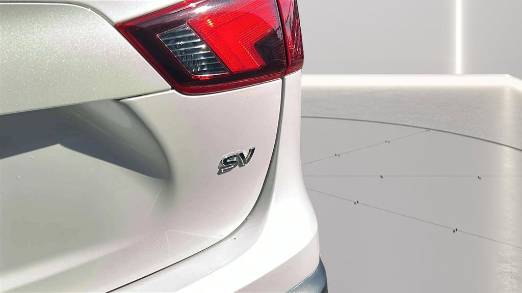 Used 2018 Nissan Rogue Sport SV w/ SV Technology Package image 10