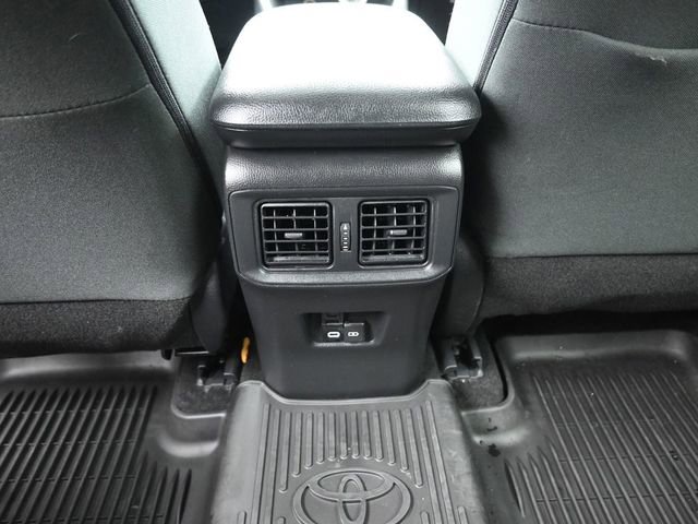 Certified 2024 Toyota RAV4 XLE w/ Convenience Package image 30