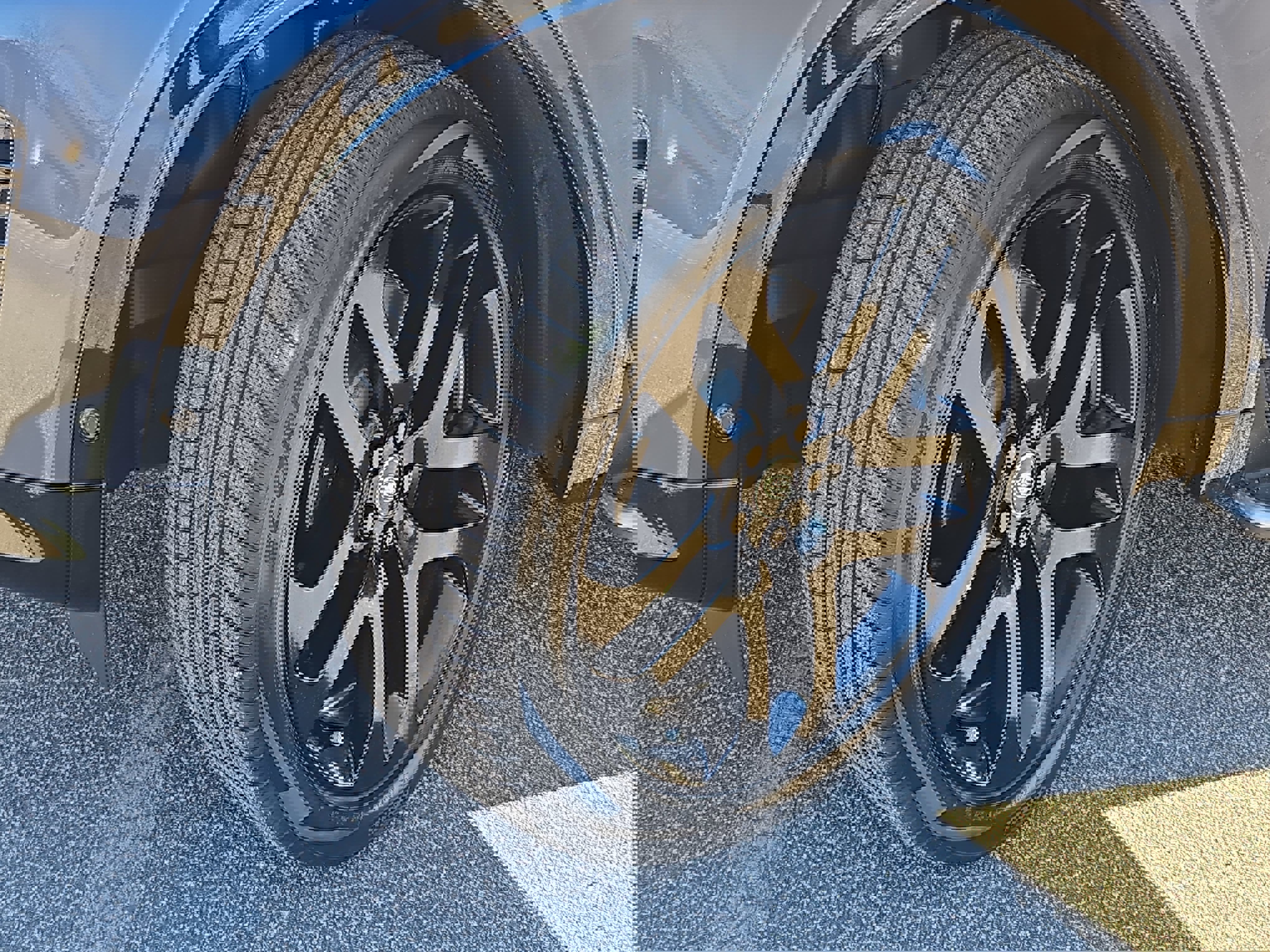 New 2025 Land Rover Discovery Sport Dynamic SE image 33