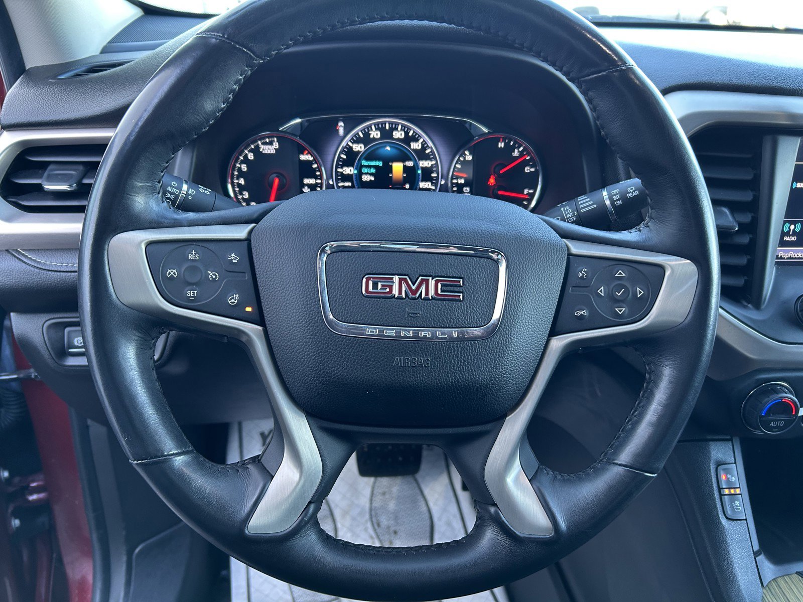 Used 2018 GMC Acadia Denali w/ Technology Package image 19
