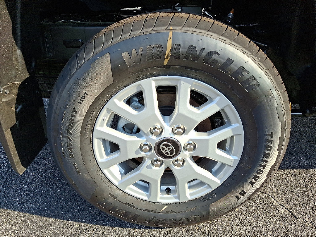 New 2026 Toyota Tacoma SR5 AWD/4WD image 5