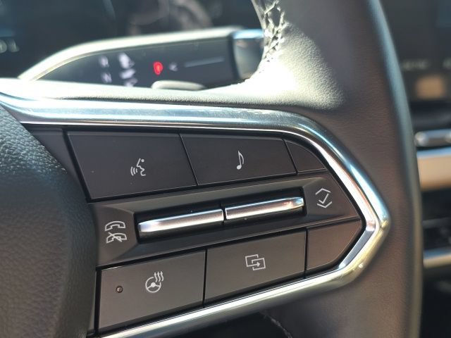Used 2025 Chevrolet Equinox ACTIV AWD/4WD image 18