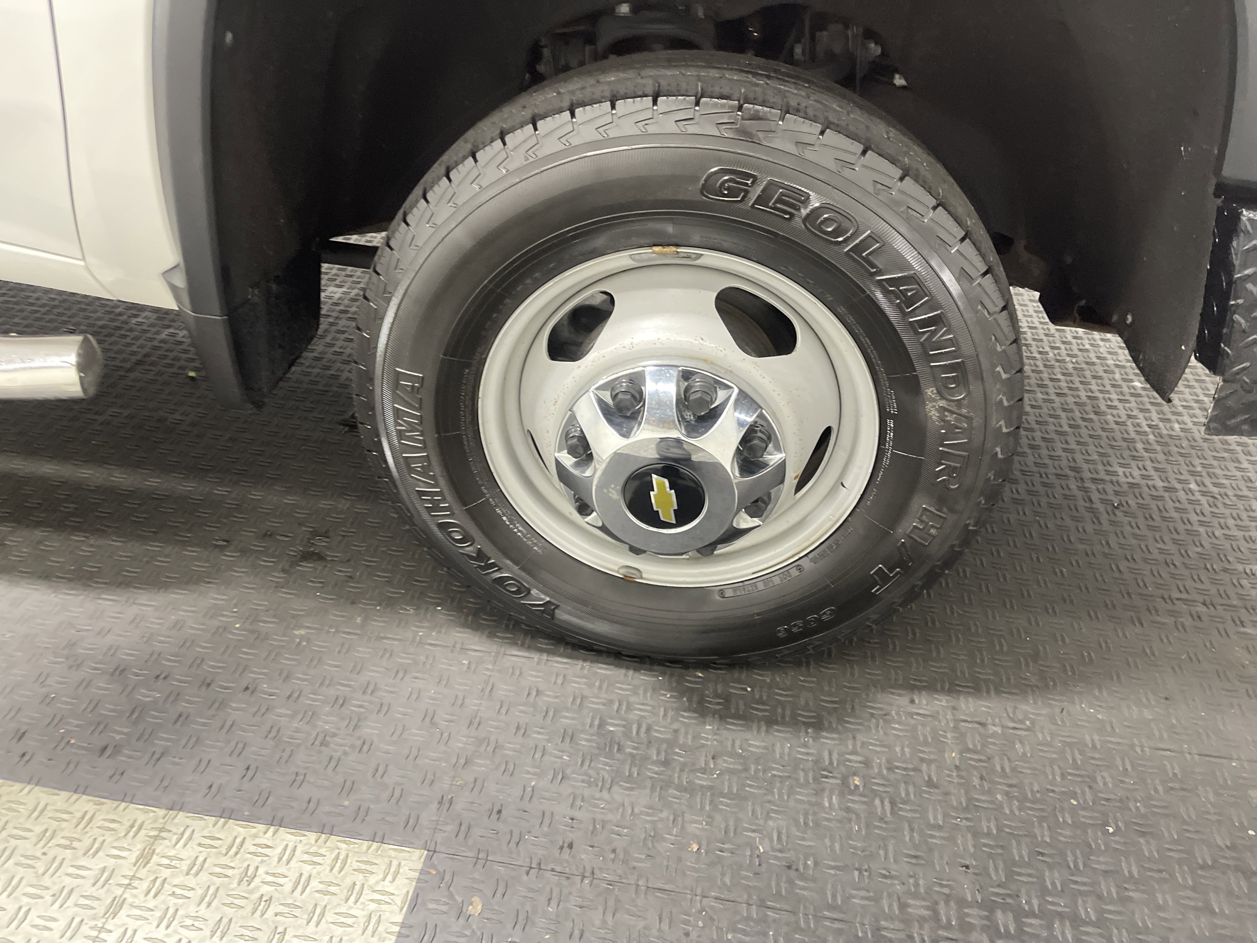 Used 2021 Chevrolet Silverado 3500 LTZ w/ LTZ Convenience Package image 28