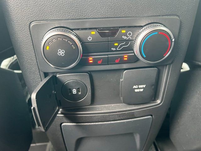 Used 2023 Ford Explorer Platinum w/ Equipment Group 601A image 18