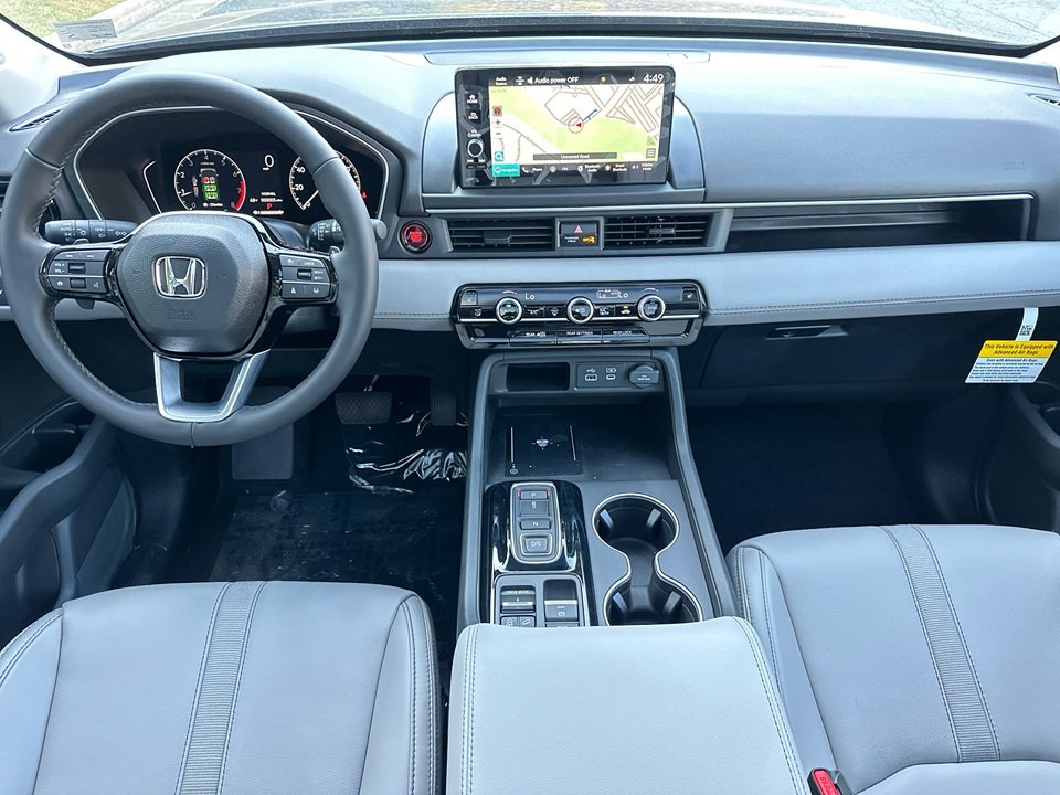 New 2025 Honda Pilot Touring image 19