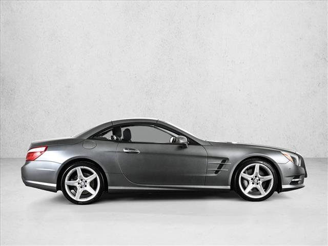 Used 2013 Mercedes-Benz SL 550 image 4