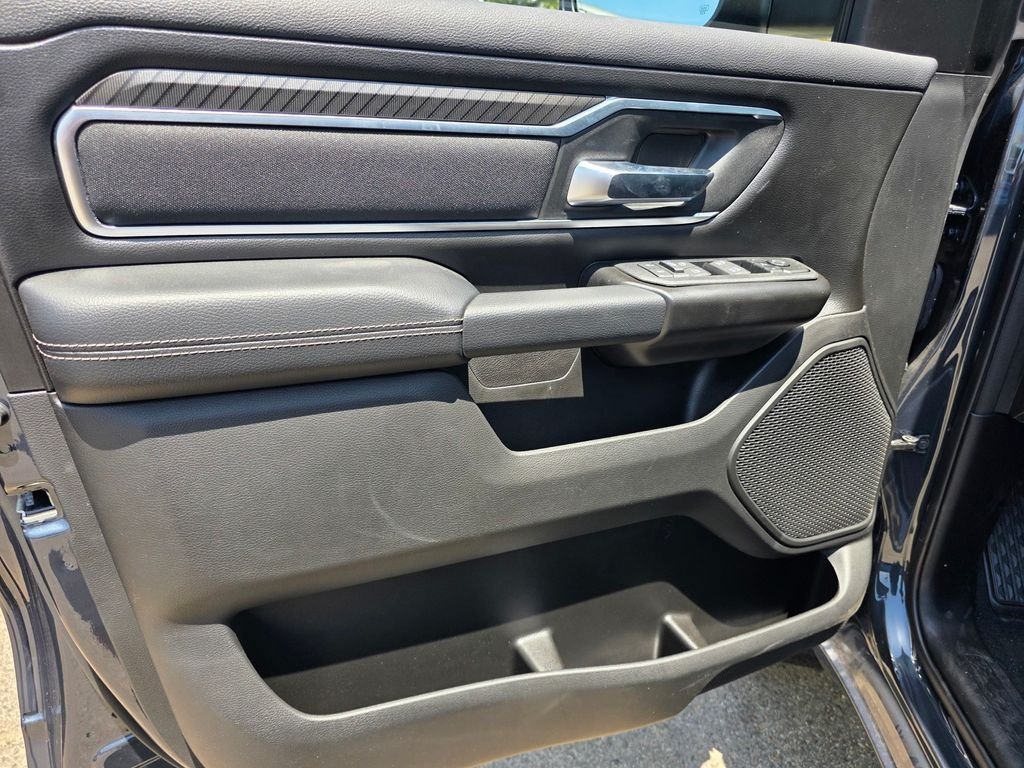 New 2026 RAM 1500 Big Horn w/ Night Edition AWD/4WD image 7