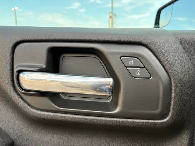 New 2026 Chevrolet Silverado 1500 Custom w/ Turbomax Blackout Package AWD/4WD image 22