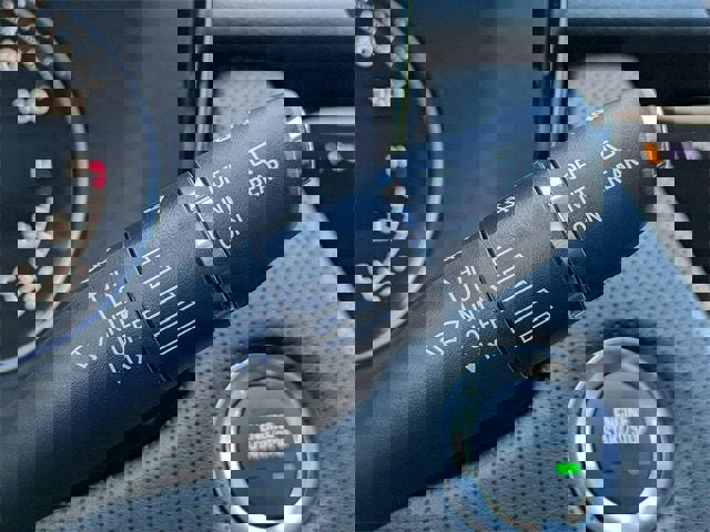 New 2025 Cadillac XT6 Luxury image 29