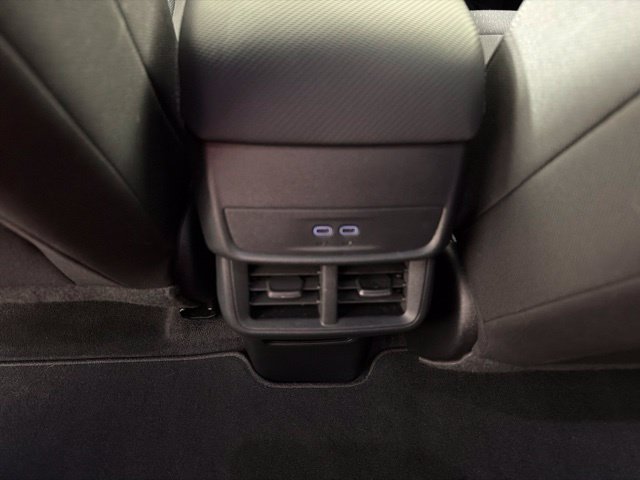 Used 2026 Chevrolet Equinox LT FWD image 31