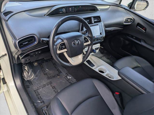 Used 2016 Toyota Prius Four Touring w/ Premium Convenience Package FWD image 10