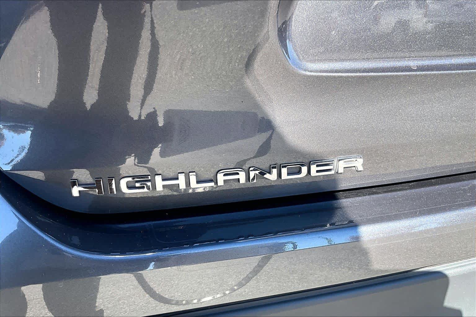 Used 2025 Toyota Highlander XSE AWD/4WD image 31