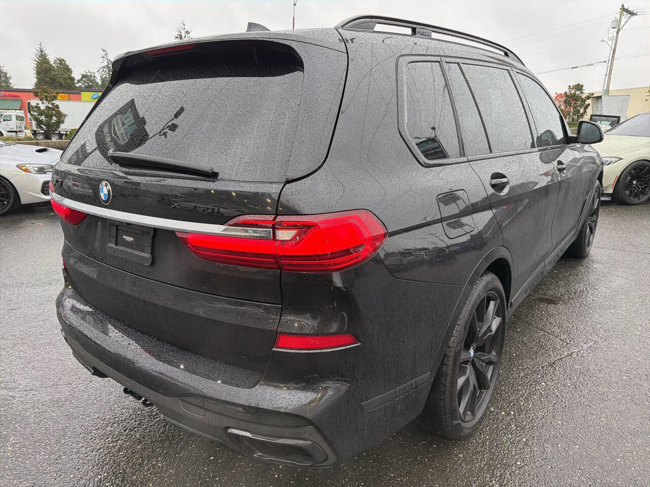 Used 2019 BMW X7 xDrive50i w/ M Sport Package image 14