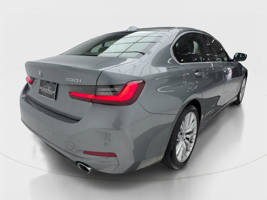 Used 2023 BMW 330i Sedan w/ Convenience Package RWD image 8