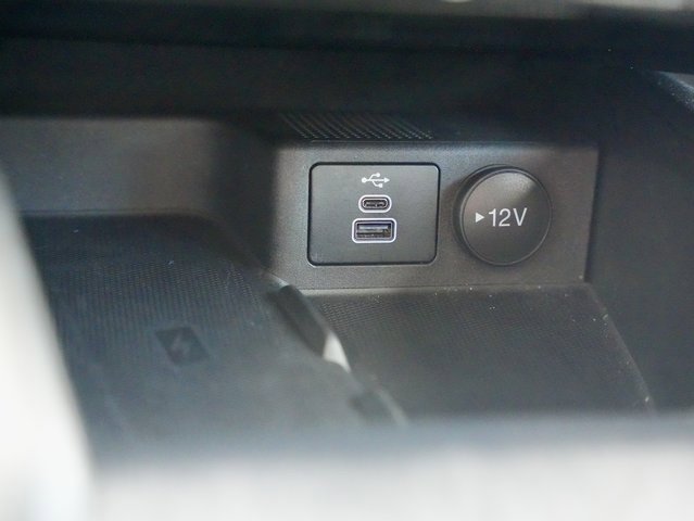 Used 2024 Ford Escape Platinum w/ Premium Technology Package image 24