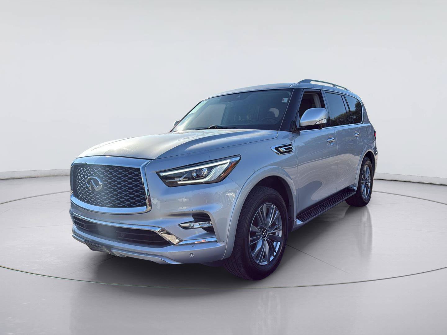 Used 2021 INFINITI QX80 Luxe