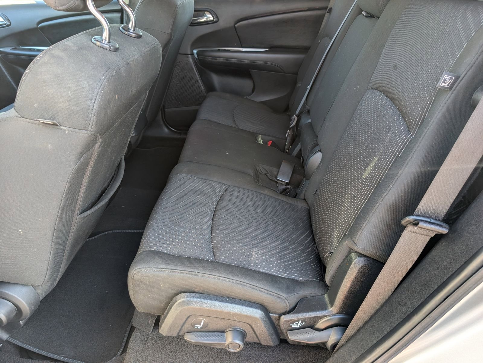 Used 2019 Dodge Journey SE w/ Connectivity Group FWD image 25