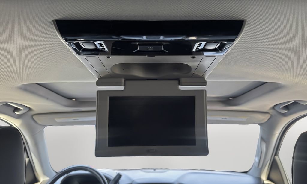 Used 2019 GMC Yukon Denali w/ Denali Ultimate Package image 28