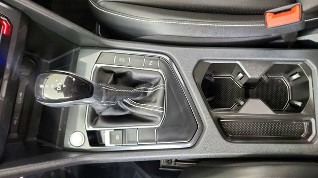 Used 2023 Volkswagen Tiguan SE R-Line image 50