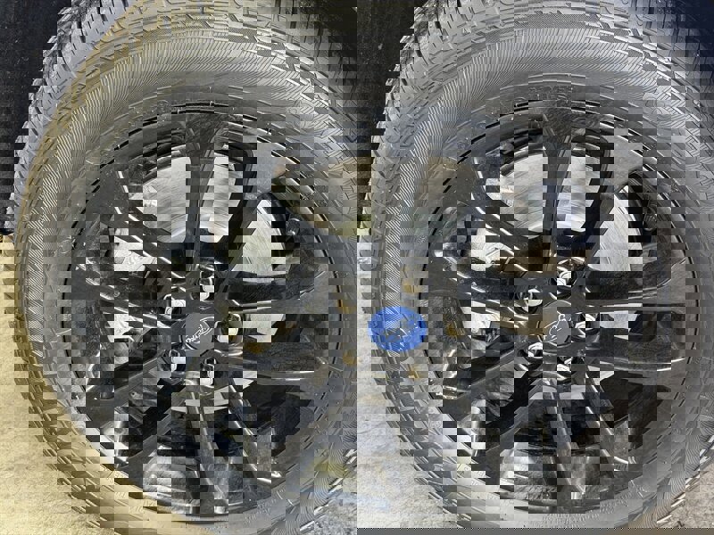 Used 2020 Ford Escape SE Sport image 10