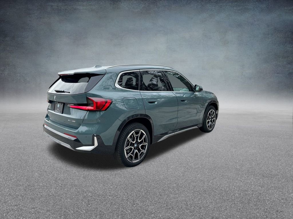 Used 2025 BMW X1 xDrive28i w/ Convenience Package image 9