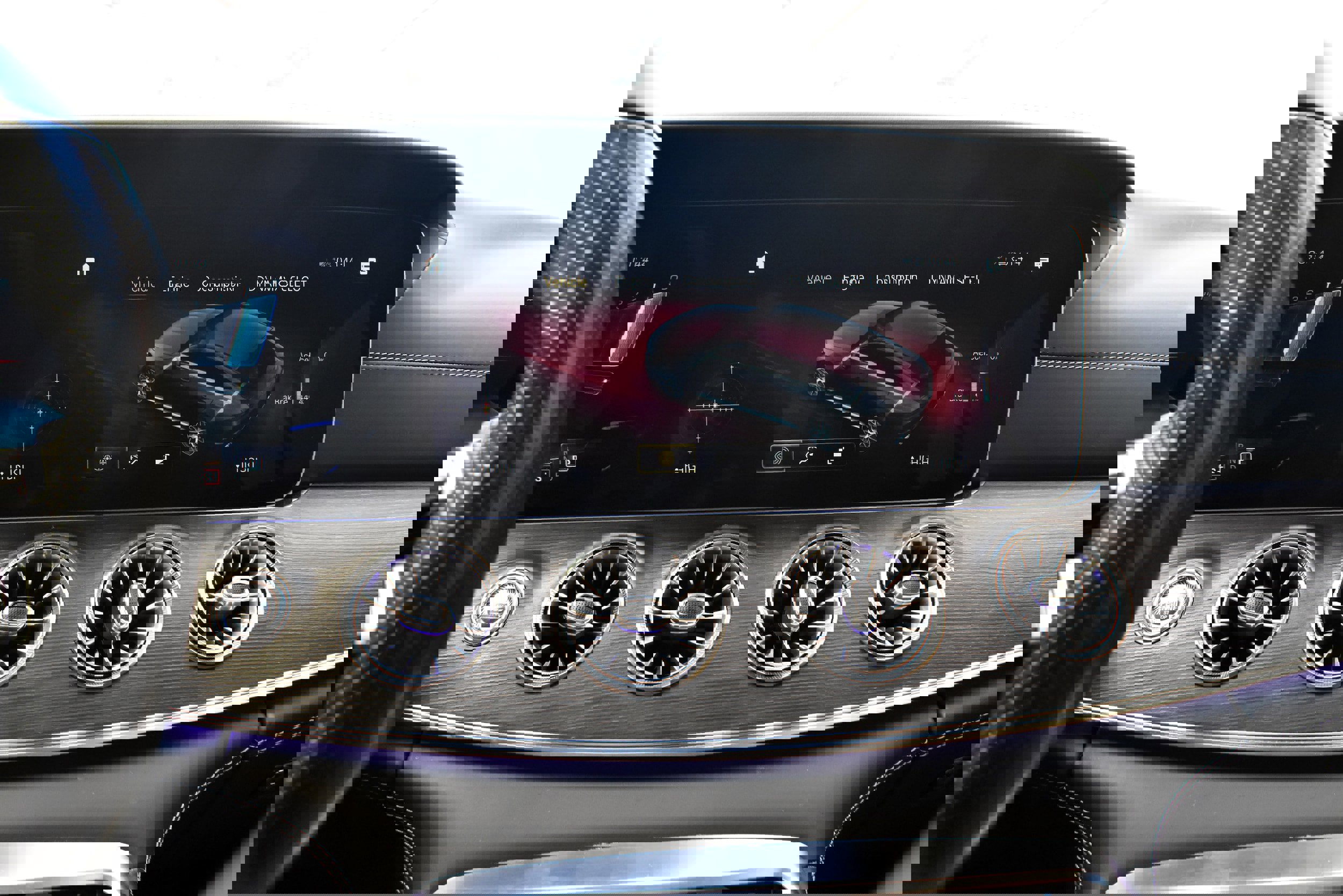 Used 2022 Mercedes-Benz AMG GT 43 image 41