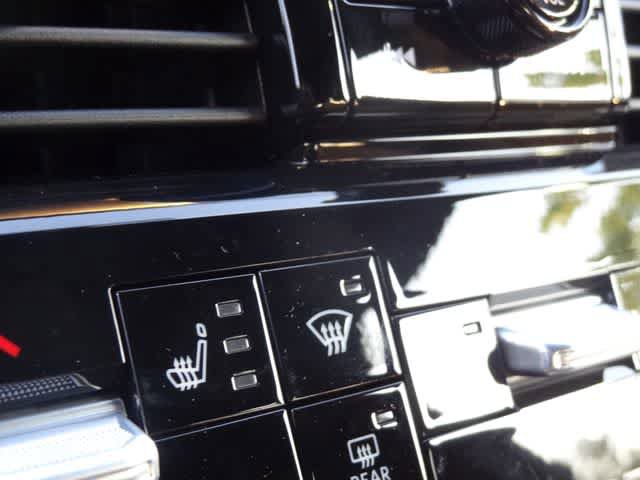 Used 2026 Nissan Armada SL w/ Captain's Chari Seat Package AWD/4WD image 11