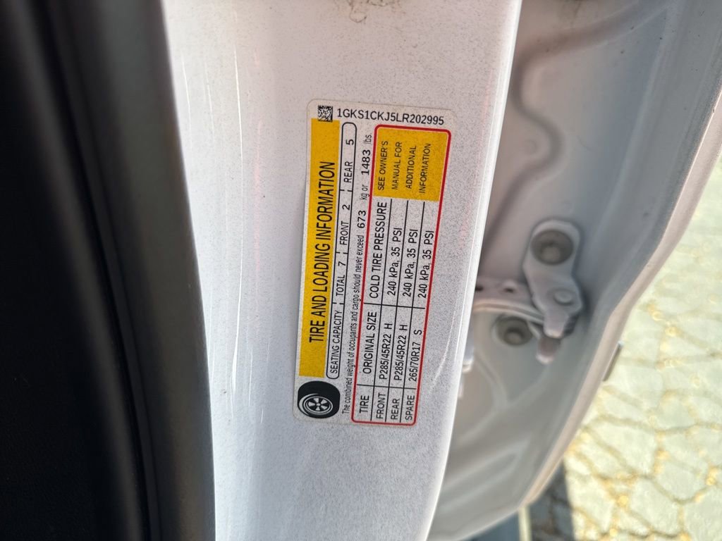 Used 2020 GMC Yukon Denali w/ Open Road Package image 24