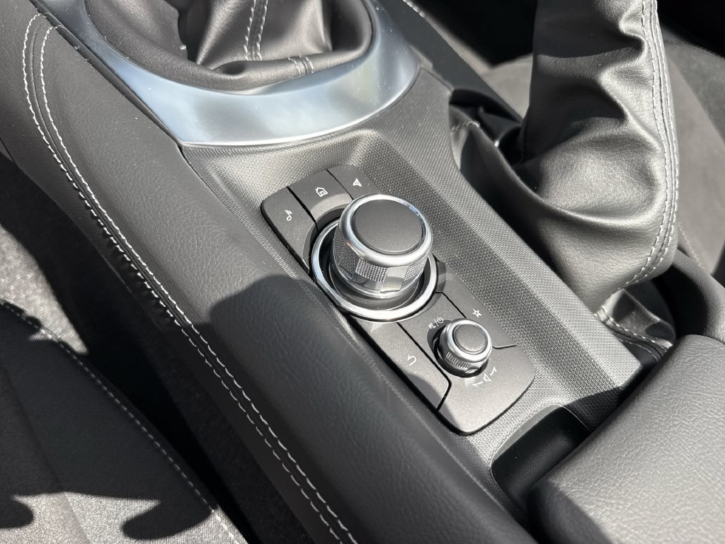 New 2026 MAZDA MX-5 Miata Club w/ Interior Package RWD image 50