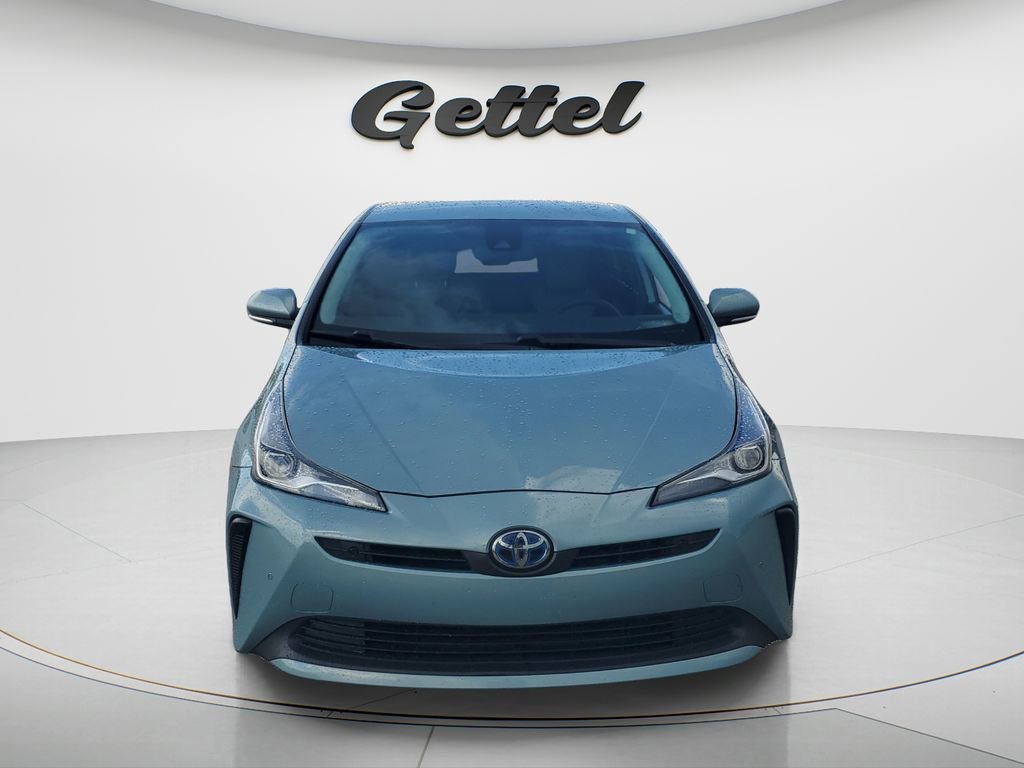 Used 2022 Toyota Prius LE FWD image 2