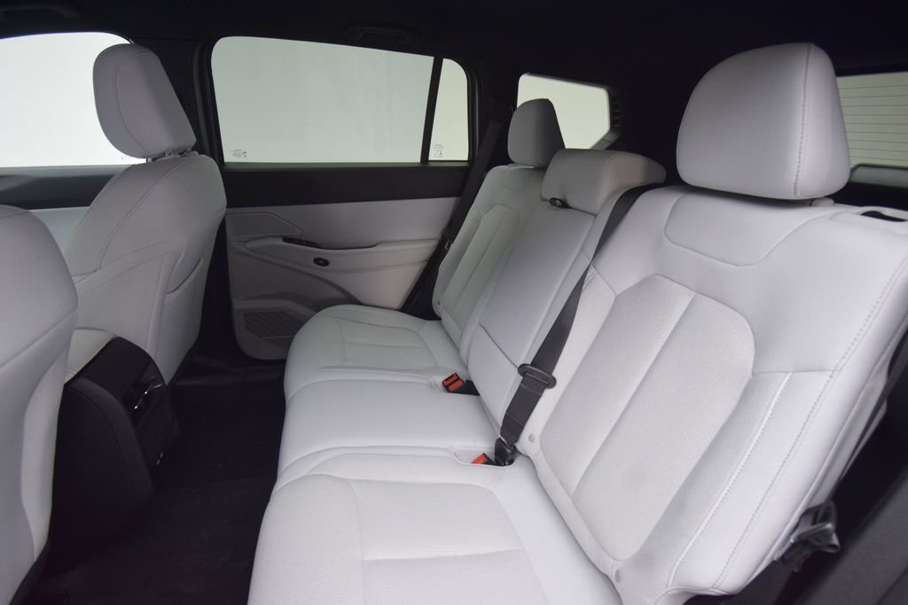 New 2026 Jeep Cherokee Laredo AWD/4WD image 31
