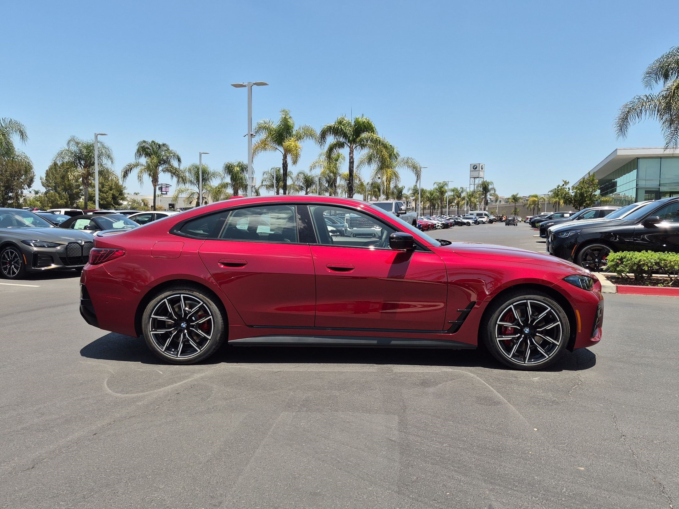 New 2026 BMW i4 eDrive40 w/ M Sport Package RWD image 11