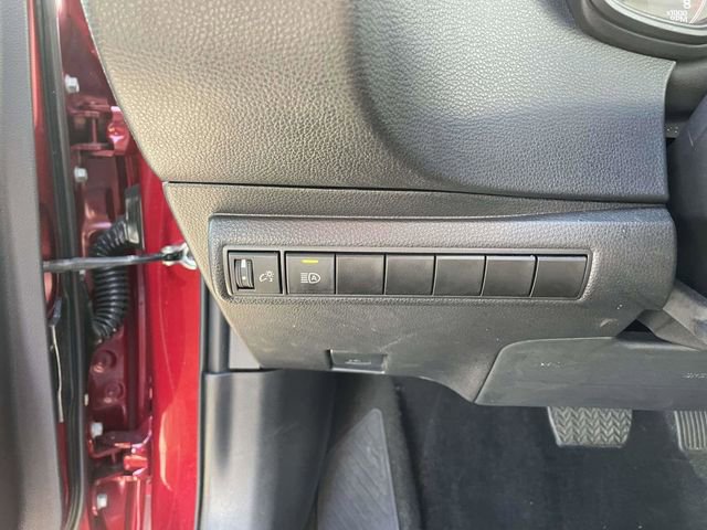 Used 2025 Toyota Corolla LE FWD image 20