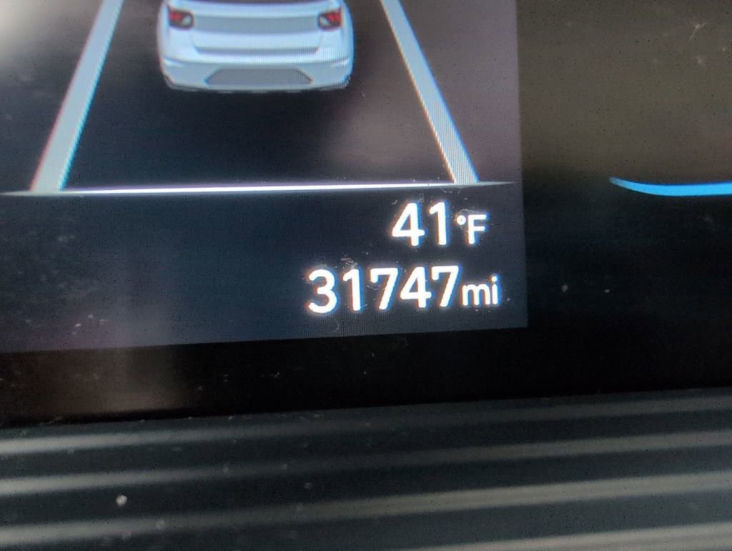 Certified 2023 Hyundai Venue Limited image 17