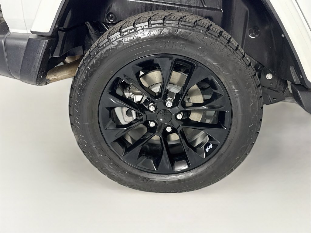 Used 2021 Jeep Wrangler Unlimited Sahara w/ Safety Group AWD/4WD image 33