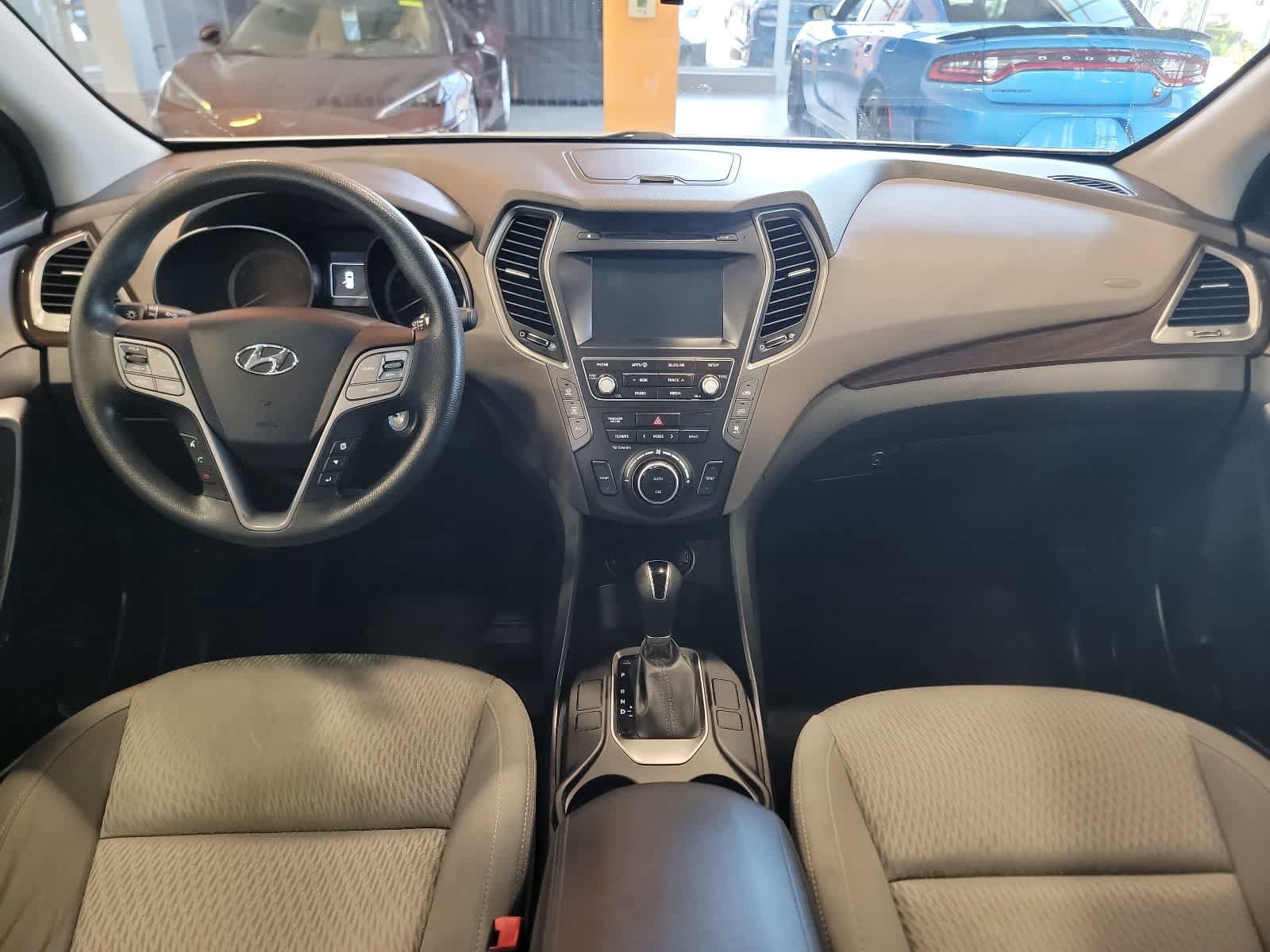 Used 2018 Hyundai Santa Fe SE w/ Cargo Package AWD/4WD image 21