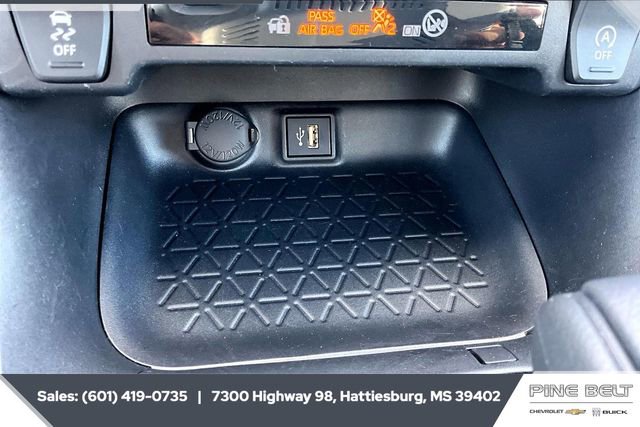 Used 2024 Toyota RAV4 XLE image 22